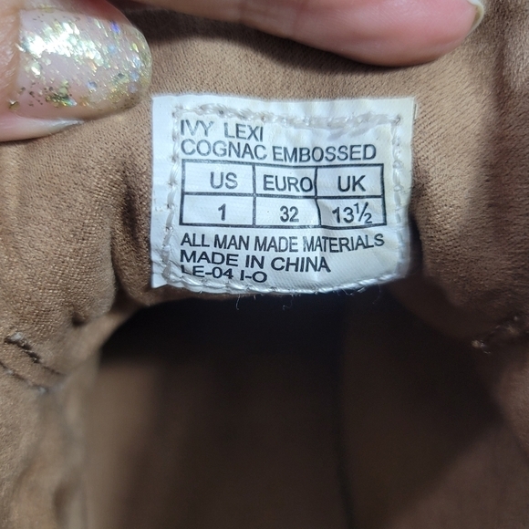 MICHAEL KORS GIRLS  SNEAKERS SHOES SZ. 1 - Picture 3 of 11